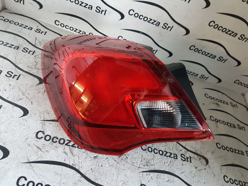 Immagine di Fanale posteriore sinistro Opel Corsa 3 Porte 2014 - 2019 (NUOVO)